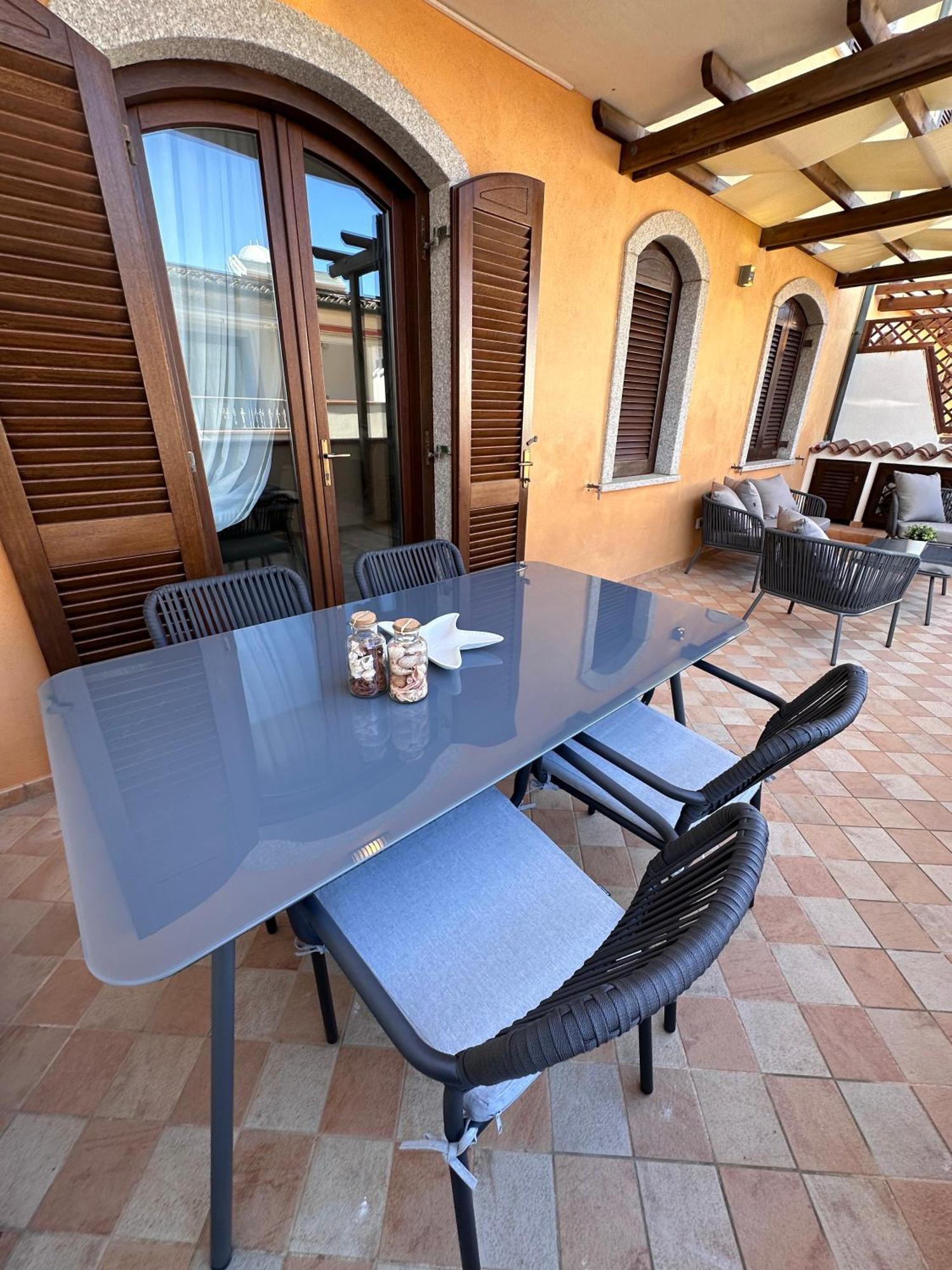 Апартаменты Renabianca House Санта-Тереза-Галлура Экстерьер фото